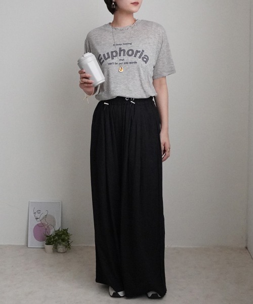 SELECT LEVERY(セレクトリベリー)の「シアーロゴプリントTシャツ(Tシャツ/カットソー・レディース・アイボリー/ライトブルー/ブラック/グレー/サーモンピンク・MEDIUM)」の9枚目の写真
