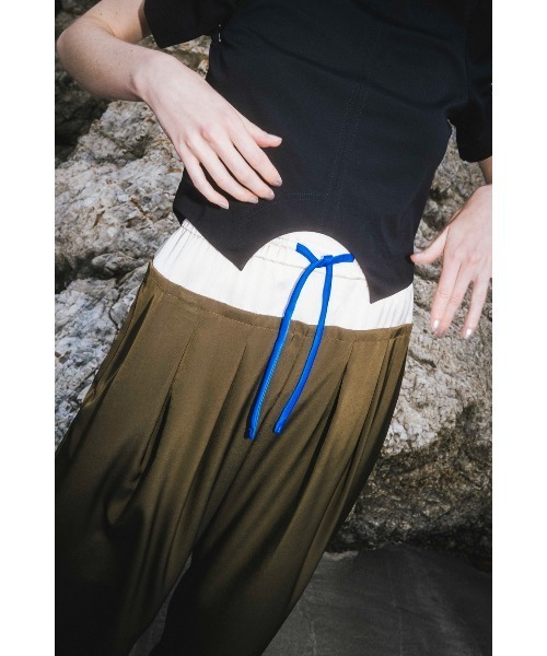 パンツ OMMO BOLCKING EASY TUCK PT BOLCKING EASY TUCK PT（スラックス）｜OMMO（オーエムエムオー