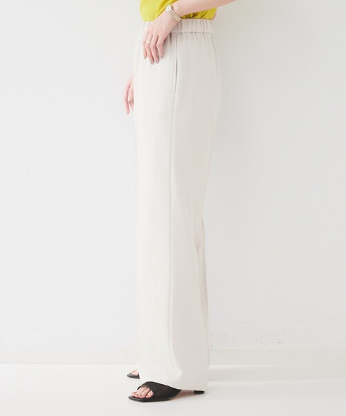 UNTITLED（アンタイトル）の「【接触冷感/UVカット/ウエストゴム】センタープレスツイルパンツ（その他パンツ・レディース・ブラック/ライトベージュ・50/42/44/46/48/00/01/02/03/04）」の12枚目の写真