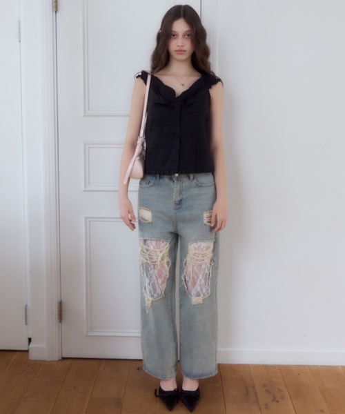 Birthday room（バースデイルーム）の「レースドッキングダメージデニムパンツ/lace docking damaged denim pants（デニムパンツ・レディース・ライトブルー・MEDIUM）」の4枚目の写真