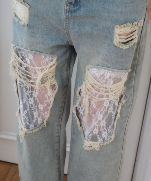 Birthday room（バースデイルーム）の「レースドッキングダメージデニムパンツ/lace docking damaged denim pants（デニムパンツ・レディース・ライトブルー・MEDIUM）」の9枚目の写真