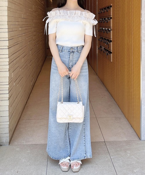 INGNI(イング)の「肩パールオフショル半袖ニット(ニット/セーター・レディース・ベージュ系1/ホワイト×ホワイト/ブラック×ホワイト/ワイン系2/グレー系6・M)」の11枚目の写真