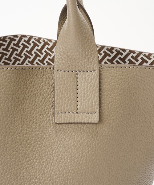 IACUCCI（イアクッチ）の「オペラ S CERVO/STAMPA INTERNA（トートバッグ・レディース・チャコールグレー/グレイッシュベージュ/イエロー/イエロー系その他/サンドベージュ/ミント/ライトグレー・FREE）」の18枚目の写真