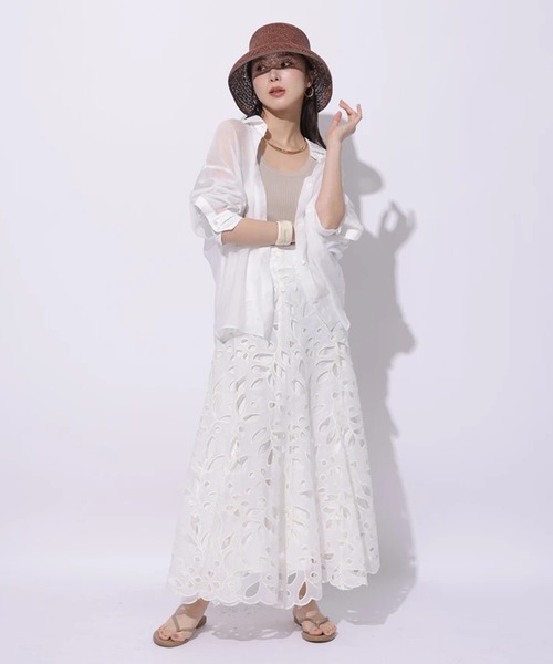 周りの目線を独り占め♪ Dior スカート tdc-000064-4d-2.jpg