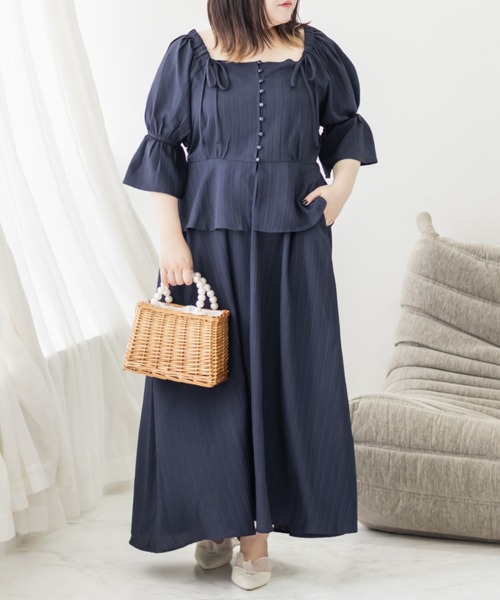 CLETTE(クレット)の「リボンブラウス&スカートセットアップ(ワンピース・レディース・サンドグレー/モカ/ネイビー・4L/3L/LL)」の3枚目の写真