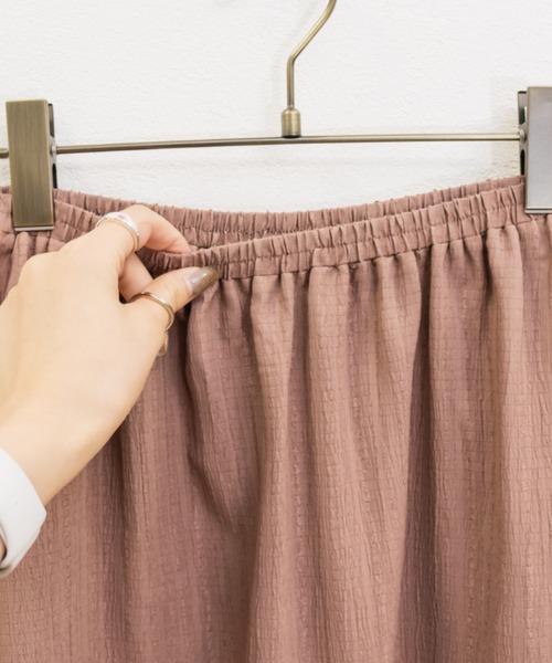 CLETTE(クレット)の「リボンブラウス&スカートセットアップ(ワンピース・レディース・サンドグレー/モカ/ネイビー・4L/3L/LL)」の6枚目の写真
