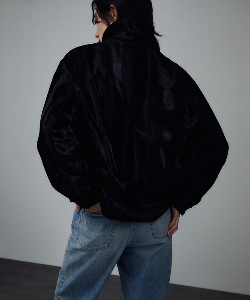 SALON adam et rope'（サロン アダム エ ロペ）の「ポニーヘアーライクジップブルゾン（ブルゾン・レディース・ブラック・FREE）」の8枚目の写真