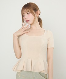 TITTY&CO.（ティティーアンドコー）の「半袖ペプラムニット（ニット/セーター・レディース）」