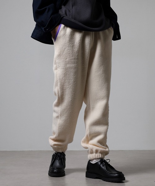 NERDY(ノルディ)の「フリースジョガーパンツ(スウェットパンツ・レディース・ホワイト/グリーン/パープル・M/L/S)」の6枚目の写真