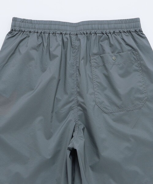 SHIPS（シップス）の「SHIPS:〈撥水/軽量〉PERTEX(R) ショーツ（その他パンツ・メンズ・ケリーグリーン/ブラック/グレー・SMALL/MEDIUM/LARGE/X-LARGE）」の9枚目の写真