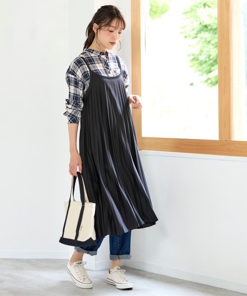 SMILE LAND（スマイルランド）の「＜大きいサイズ＞ カットソープリーツキャミワンピース（ワンピース・レディース・チャコールグレー/ブラック/ブラウン/グリーン系・4L/3L/LL/L/5L）」の14枚目の写真