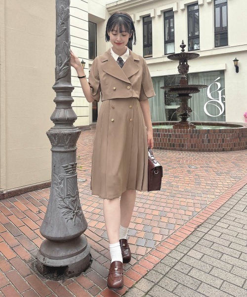 F i.n.t（フィント）の「【セットアップ対応】ハートラペルケープスリーブジャケット（セットアップ・レディース・ブルーグリーン/モカ・FREE）」の8枚目の写真