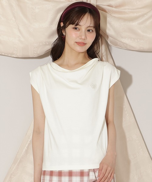 WILLSELECTION(ウィルセレクション)の「ドレープデザインカットトップス(Tシャツ/カットソー・レディース・ブラック/ボルドー/オフホワイト/ダークブラウン・FREE)」の7枚目の写真