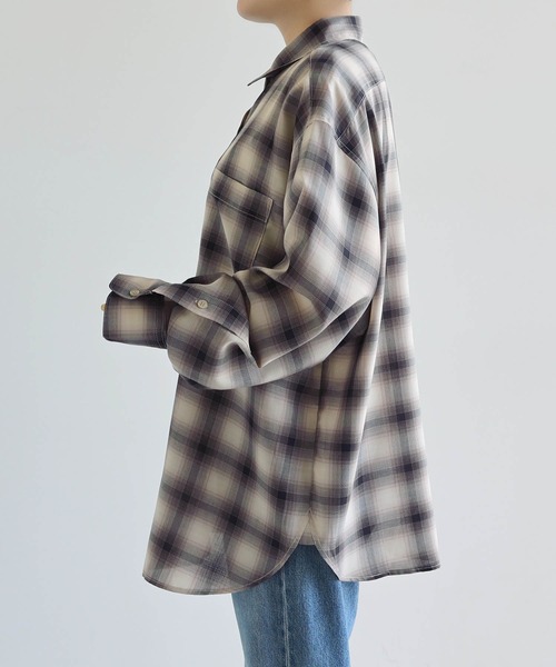 andme（アンドミー）の「【新色追加】イージーケアチェックシャツ（シャツ/ブラウス・レディース・ベージュ/ブラック/グリーン・L/M）」の13枚目の写真
