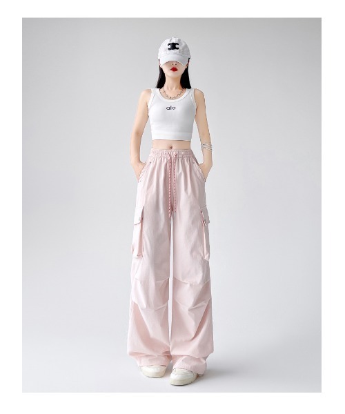 Ritzy(リッツィー)の「5色展開 カジュアル カーゴパンツ(カーゴパンツ・レディース・ネイビー/ベージュ/ブラック/ピンク/ダークグレー/ネイビー系・M/L)」の6枚目の写真