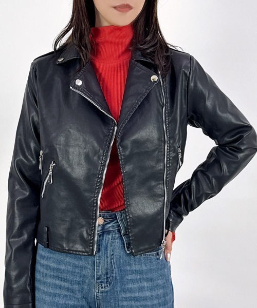 CLOTHY(クロシィ)の「【辛口エッセンスでいつものコーデをアップデート】ライダースジャケット(ライダースジャケット・レディース・ブラック・MEDIUM)」の3枚目の写真