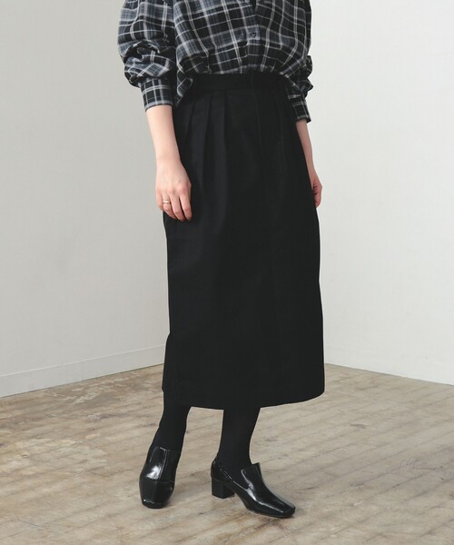 BEAMS HEART（ビームスハート）の「タック コクーン スカート（スカート・レディース・ブラウン系その他3/ブラック・FREE）」の5枚目の写真