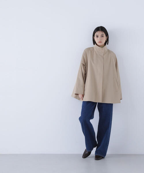 NATURAL BEAUTY BASIC(ナチュラルビューティーベーシック)の「◇スタンドネックテントラインブルゾン(ブルゾン・レディース・ブラック/ベージュ・MEDIUM/SMALL)」の4枚目の写真