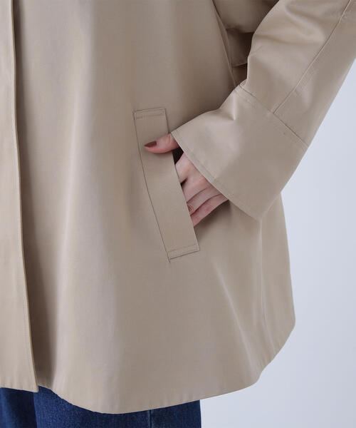 NATURAL BEAUTY BASIC(ナチュラルビューティーベーシック)の「◇スタンドネックテントラインブルゾン(ブルゾン・レディース・ブラック/ベージュ・MEDIUM/SMALL)」の12枚目の写真