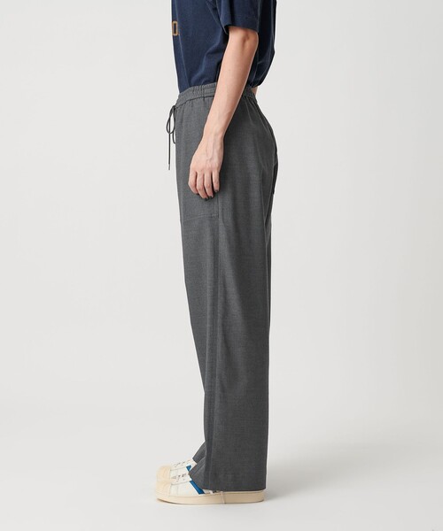 BEAUTY&YOUTH UNITED ARROWS(ビューティーアンドユースユナイテッドアローズ)の「ポリエステルブレンド パッチポケットパンツ(その他パンツ・レディース・ダークグレー/マスタード/ダークブラウン・XS/L/M/S)」の16枚目の写真