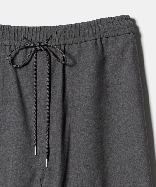 BEAUTY&YOUTH UNITED ARROWS(ビューティーアンドユースユナイテッドアローズ)の「ポリエステルブレンド パッチポケットパンツ(その他パンツ・レディース・ダークグレー/マスタード/ダークブラウン・XS/L/M/S)」の20枚目の写真