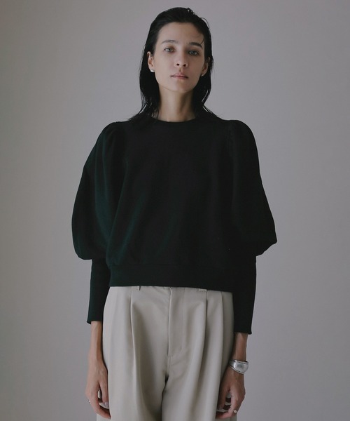 MANOF(マノフ)の「VOLUME FIT SLEEVE SWEAT(スウェット・レディース・グレー/ブラック/ベージュ・F)」の7枚目の写真