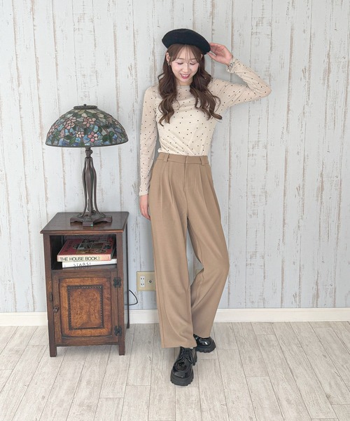 frunco(フランコ)の「タックワイドパンツ(その他パンツ・レディース・ベージュ/ブラック/グレー/ホワイト・MEDIUM)」の15枚目の写真