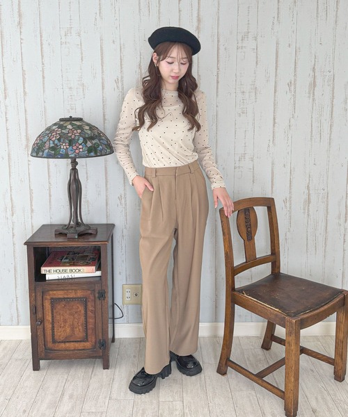 frunco(フランコ)の「タックワイドパンツ(その他パンツ・レディース・ベージュ/ブラック/グレー/ホワイト・MEDIUM)」の12枚目の写真