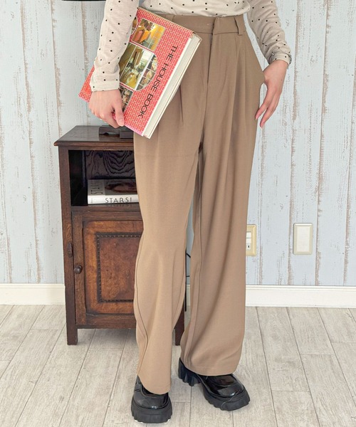 frunco(フランコ)の「タックワイドパンツ(その他パンツ・レディース・ベージュ/ブラック/グレー/ホワイト・MEDIUM)」の8枚目の写真