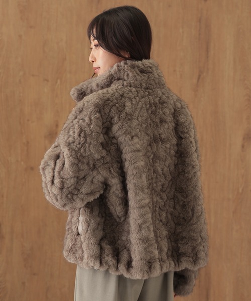 SUWDEE(スーディー)の「fur zip up short blouson(ブルゾン・レディース・アイボリー/グレー・FREE)」の6枚目の写真
