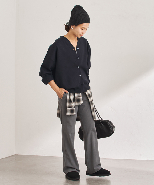 FRAMeWORK（フレームワーク）の「≪手洗い可≫フォルムカーディガン（カーディガン/ボレロ・レディース・スミクロ/チャコールグレー/ブルー・FREE）」の14枚目の写真