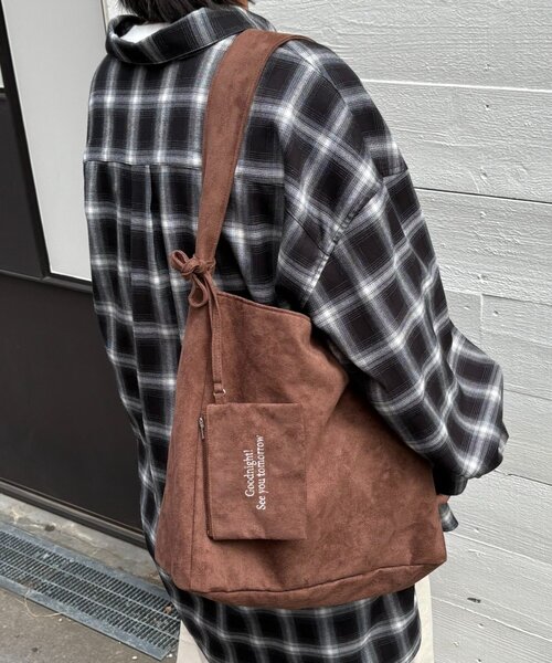 CIAOPANIC TYPY（チャオパニックティピー）の「【UNISEX】ポーチ付きスエードショルダーバッグ（トートバッグ・レディース・ブラウン/ベージュ/チャコールグレー・ONE SIZE）」の20枚目の写真