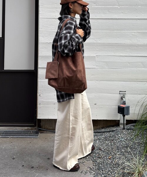 セール】【UNISEX】ポーチ付きスエードショルダーバッグ（トートバッグ