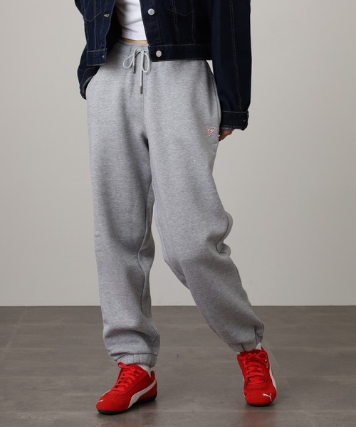 GUESS JEANS(ゲスジーンズ)の「GUESS JEANS GJ TRIANGLE LABEL JOGGER PANTS ゲス スウェット ジョガーパンツ コットン(スウェットパンツ・レディース・ネイビー/グレー・S/L/M)」の19枚目の写真