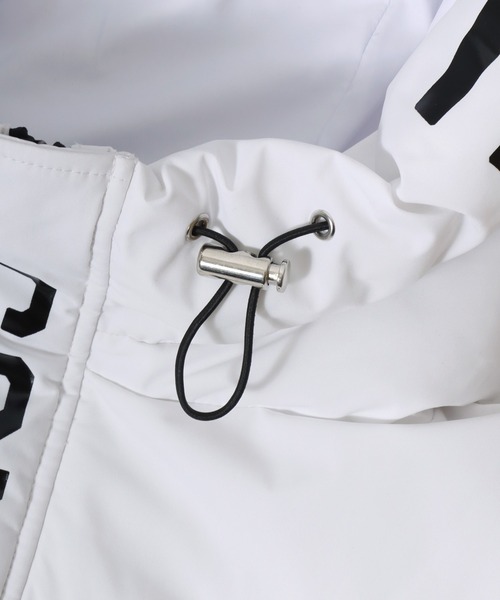 CONVERSE(コンバース)の「CONVERSE/コンバース 撥水 防風 ストレッチ フードロゴ ファイバーダウン中綿ジャケット レディース メンズ(ダウンジャケット/コート・メンズ・ブラック/ホワイト・M/L/LL)」の9枚目の写真
