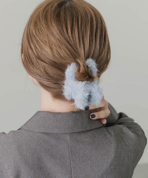 SMELLY(スメリー)の「カラーファーバンス(バレッタ/ヘアクリップ・レディース・ライトブルー/ホワイト・-)」の5枚目の写真