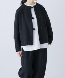 かぐれ(カグレ)のウールクルーネックジャケット(ノーカラージャケット)