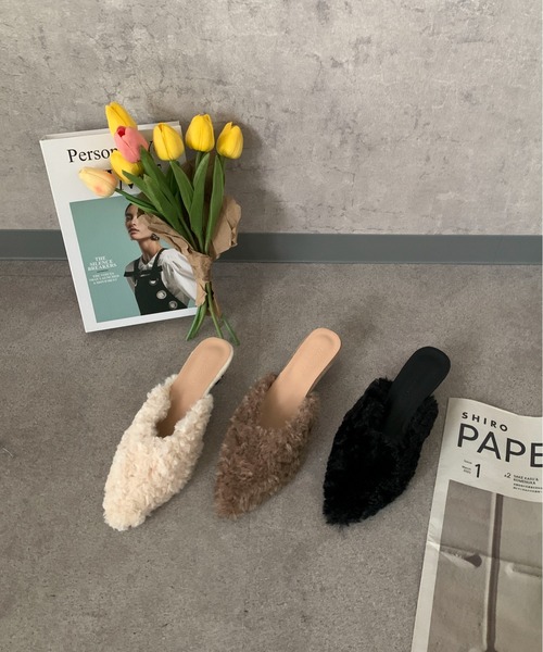 Maison Calme（メゾンカルム）の「シャギーファー ポインテッドトゥ ミュールサンダル　ふわふわシャギー　【ローヒール】（パンプス・レディース・ブラック/アイボリー/ブラウン・M/L）」の18枚目の写真