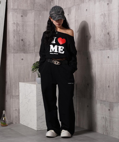 #MEMORY（メモリー）の「【MEMORY】［セットアップ対応］I LOVE ME ワンショルダー スウェット / I LOVE ME One-Shoulder Sweatshirt（スウェット・レディース・ブラック/グレー・FREE）」の12枚目の写真
