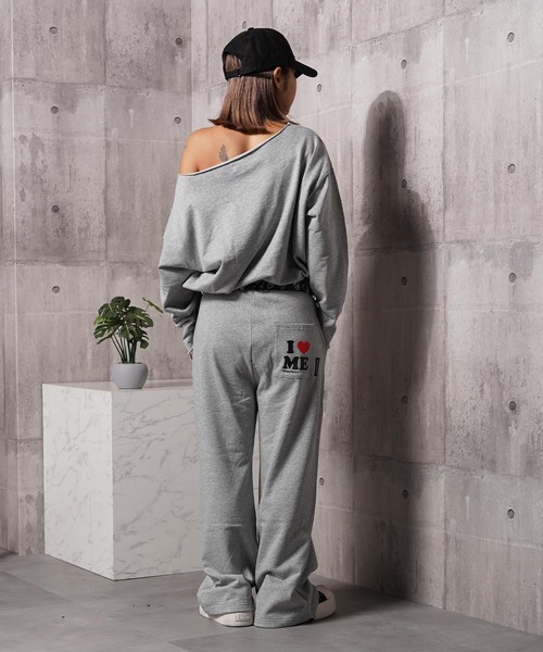 #MEMORY（メモリー）の「【MEMORY】［セットアップ対応］I LOVE ME ワンショルダー スウェット / I LOVE ME One-Shoulder Sweatshirt（スウェット・レディース・ブラック/グレー・FREE）」の21枚目の写真