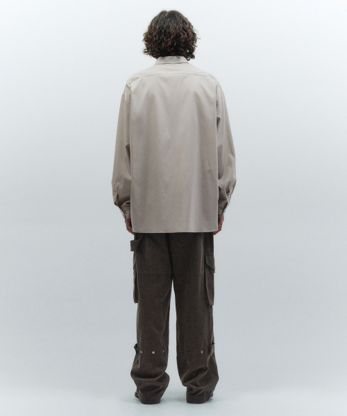 INSILENCE（インサイロンス）の「ハイゲージシルキーコットンシャツライトベージュ（シャツ/ブラウス・レディース・その他・LARGE/MEDIUM/SMALL）」の4枚目の写真