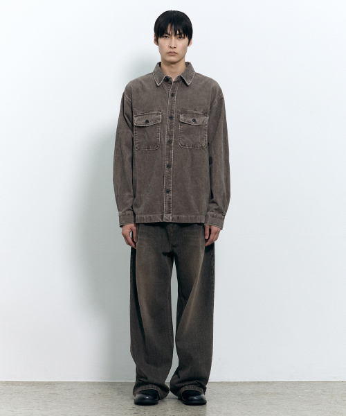 INSILENCE(インサイロンス)の「ピグメントコーデュロイシャツジャケット ブラウン(シャツ/ブラウス・レディース・その他・SMALL/MEDIUM/LARGE)」の2枚目の写真