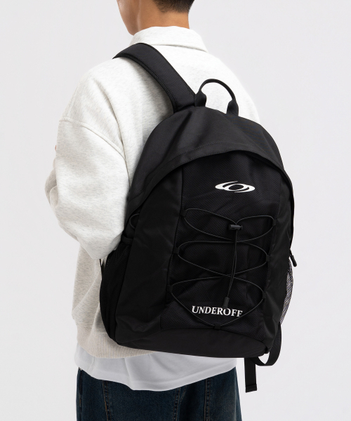 UNDEROFF(アンダーオフ)の「ストリングポイントユーティリティバックパック(バックパック/リュック・レディース・ブラック・F)」の4枚目の写真