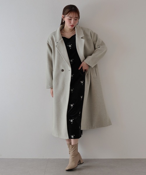 BLUEEAST（ブルーイースト）の「テーラードウールロングコート（チェスターコート・レディース・ベージュ/チャコールグレー・MEDIUM）」の13枚目の写真