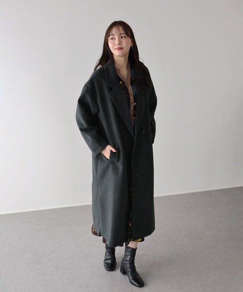 BLUEEAST（ブルーイースト）の「テーラードウールロングコート（チェスターコート・レディース・ベージュ/チャコールグレー・MEDIUM）」の20枚目の写真