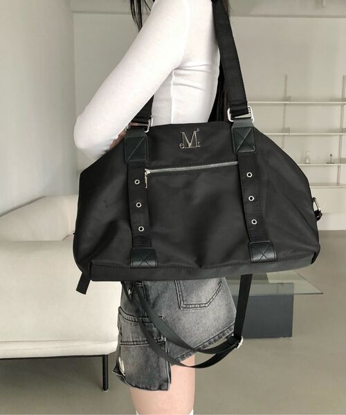 MUCENT(ムセント)の「ドホメタルロゴ4ウェイパンチアイレットトートバッグ 男女共用(トートバッグ・レディース・ブラック・FREE)」の9枚目の写真