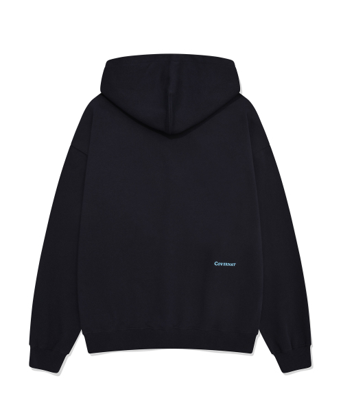 COVERNAT（カバーナット）の「コラージュロゴフードパーカー ネイビー（パーカー・レディース・その他・X-LARGE/SMALL/MEDIUM/LARGE）」の2枚目の写真