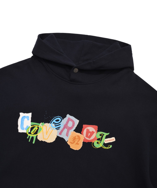 COVERNAT（カバーナット）の「コラージュロゴフードパーカー ネイビー（パーカー・レディース・その他・X-LARGE/SMALL/MEDIUM/LARGE）」の3枚目の写真