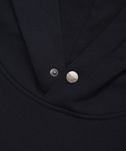 COVERNAT（カバーナット）の「コラージュロゴフードパーカー ネイビー（パーカー・レディース・その他・X-LARGE/SMALL/MEDIUM/LARGE）」の4枚目の写真