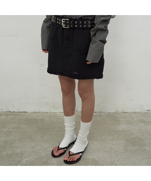 LCDC TM(エルシーディーシーティーエム)の「DOUBLE WAISTED DENIM MINI SKIRT (BLACK)(スカート・レディース・ブラック・SMALL/MEDIUM)」の5枚目の写真